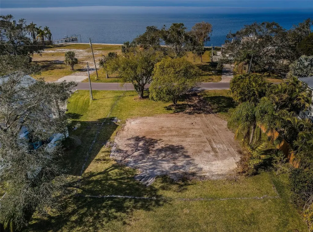 624 N Mayo Street Crystal Beach FL 34681