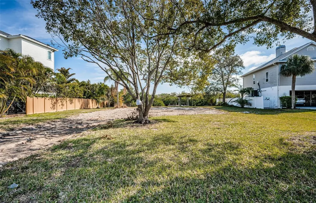 624 N Mayo Street Crystal Beach FL 34681