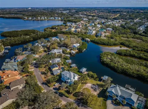 624 N Mayo Street Crystal Beach FL 34681
