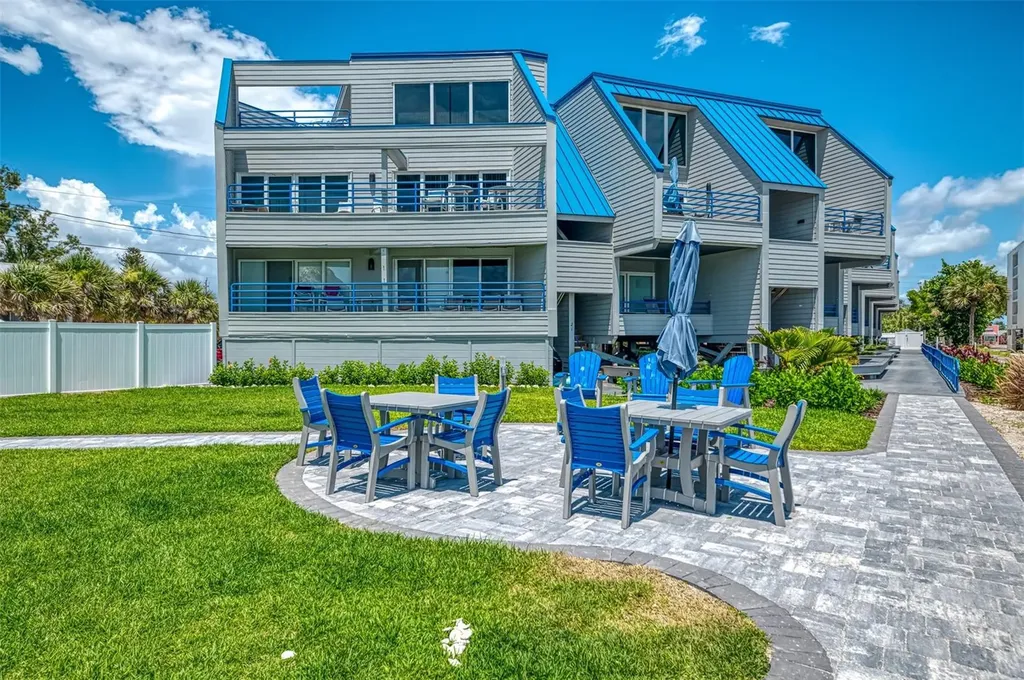 2400 N Beach Road Englewood FL 34223