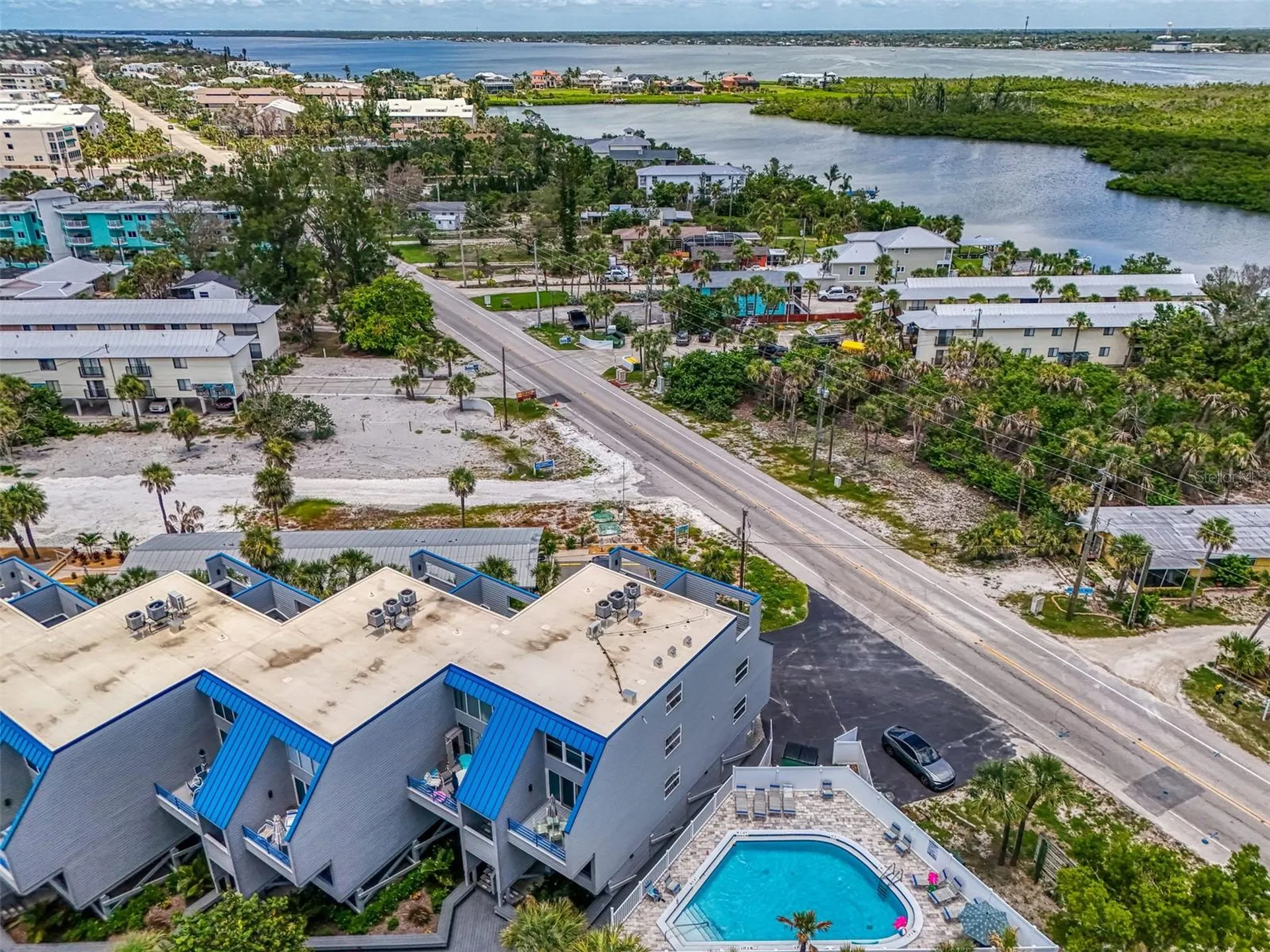 2400 N Beach Road Englewood FL 34223