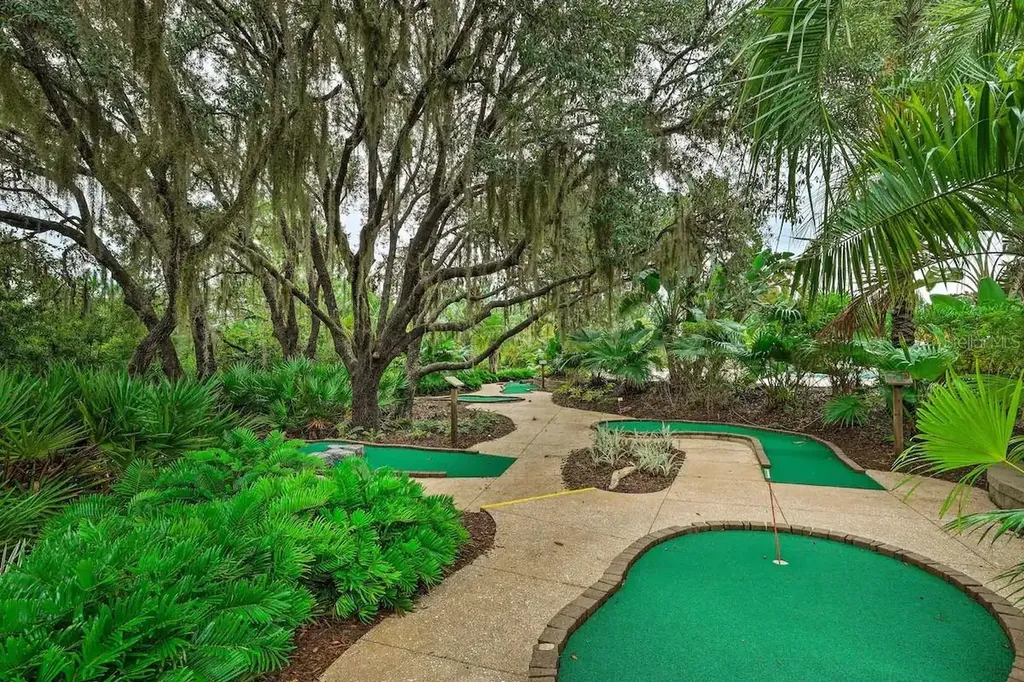 709 Benoi Drive Davenport FL 33896