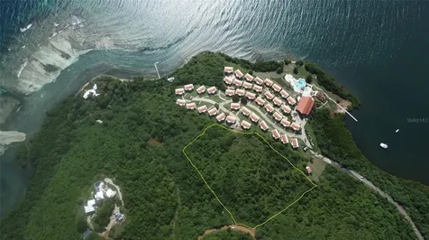 1 Barrio Frailes Culebra PR 00775
