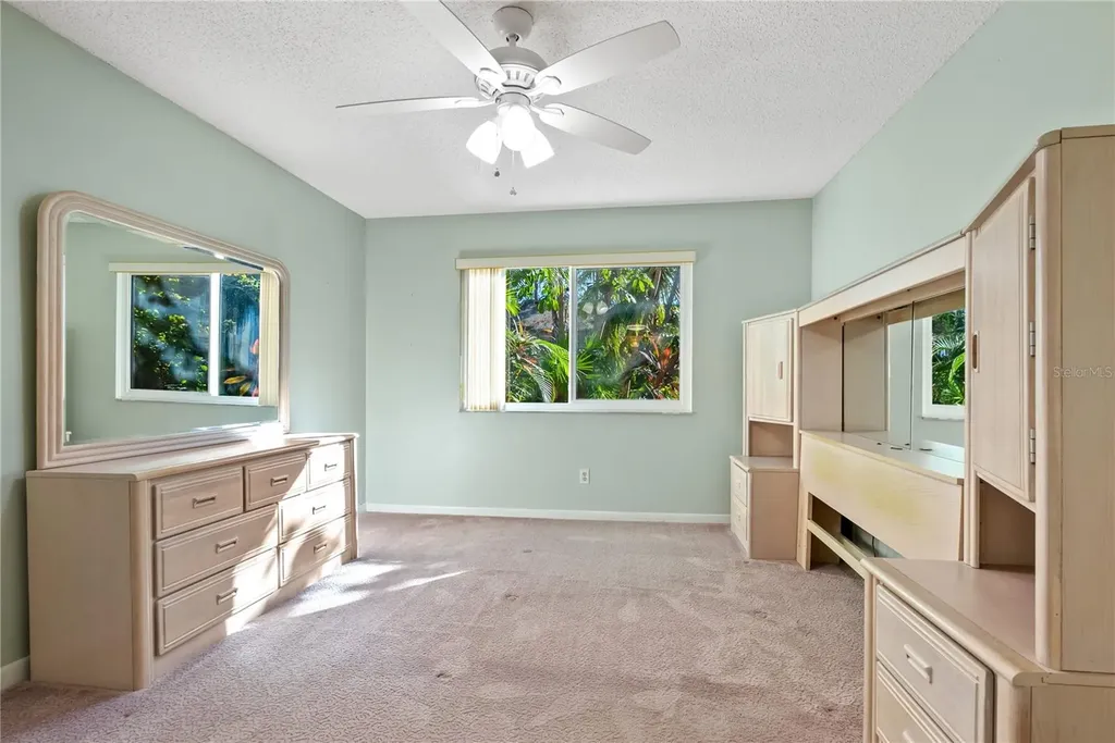 1717 Pelican Cove Road Sarasota FL 34231