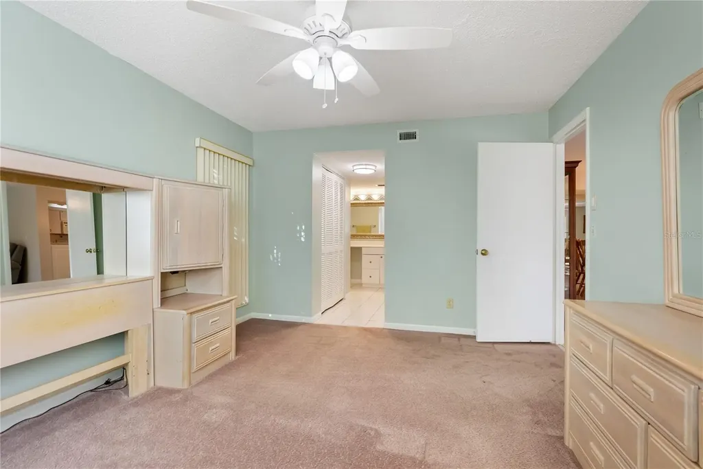 1717 Pelican Cove Road Sarasota FL 34231