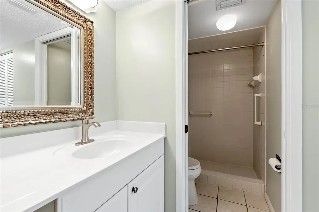 1717 Pelican Cove Road Sarasota FL 34231