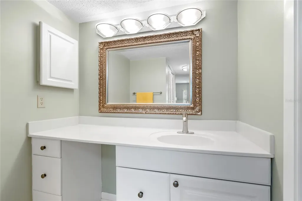 1717 Pelican Cove Road Sarasota FL 34231