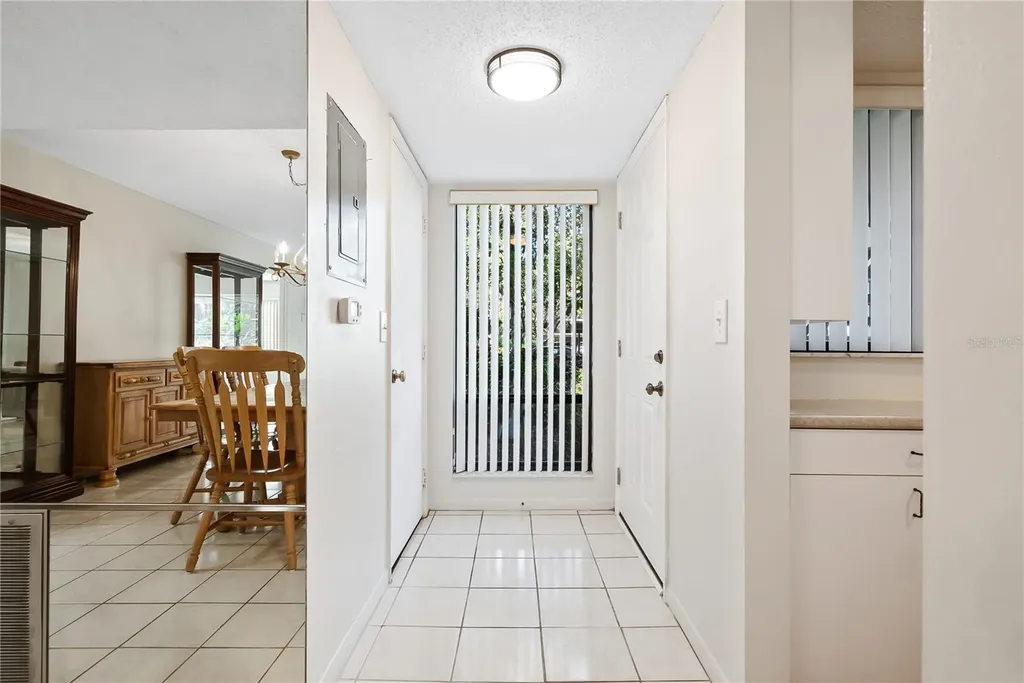 1717 Pelican Cove Road Sarasota FL 34231