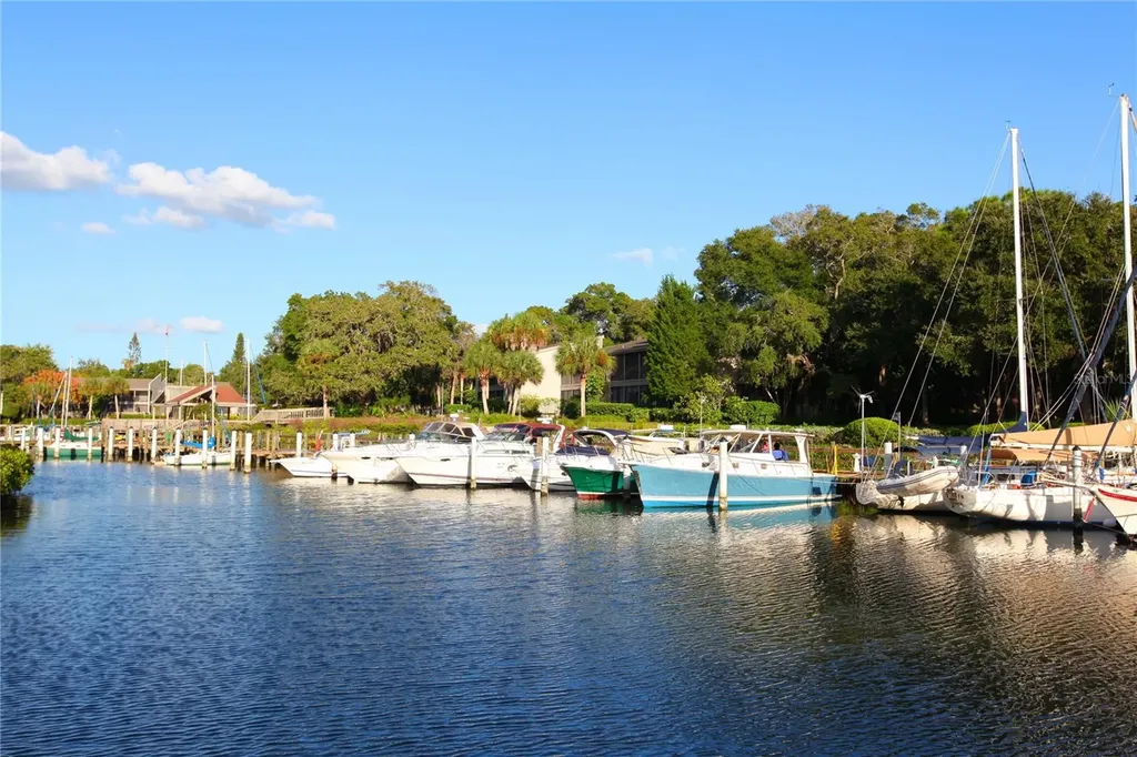 1717 Pelican Cove Road Sarasota FL 34231