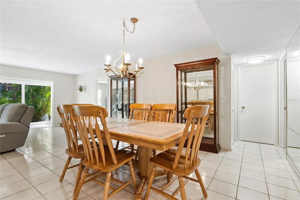 1717 Pelican Cove Road Sarasota FL 34231