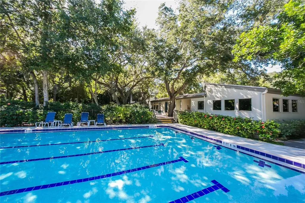 1717 Pelican Cove Road Sarasota FL 34231
