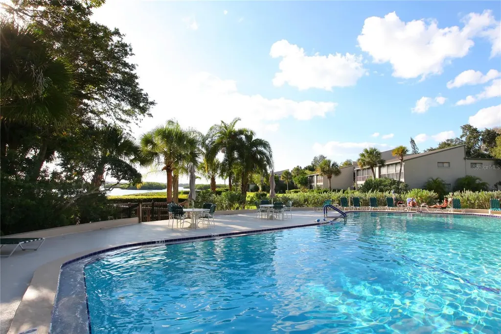 1717 Pelican Cove Road Sarasota FL 34231