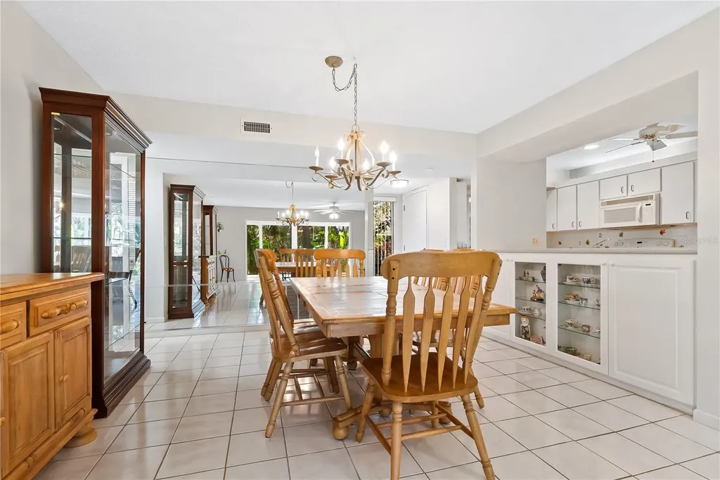 1717 Pelican Cove Road Sarasota FL 34231