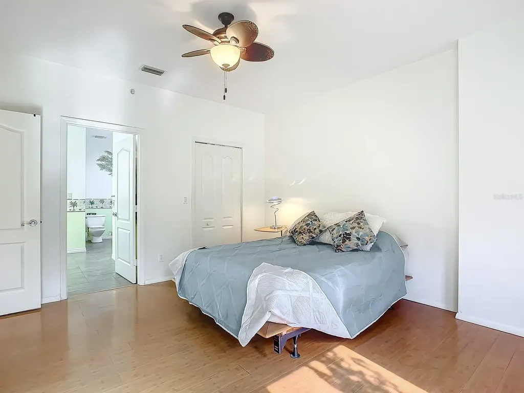 4 Oceans West Boulevard Daytona Beach FL 32118