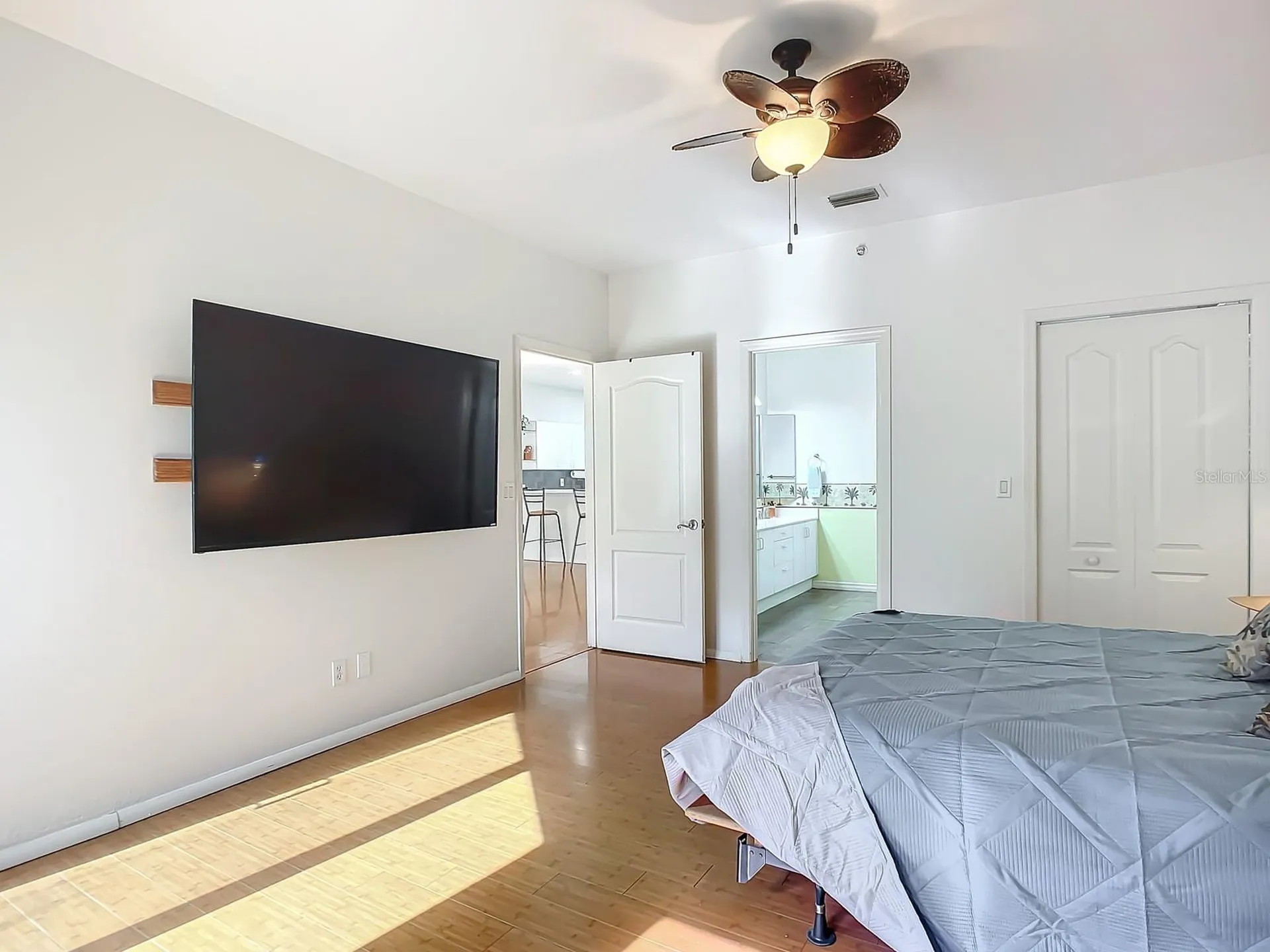4 Oceans West Boulevard Daytona Beach FL 32118