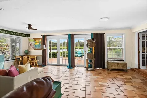 1699 Alcazar Way S St Petersburg FL 33712