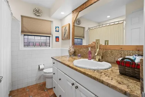 1699 Alcazar Way S St Petersburg FL 33712