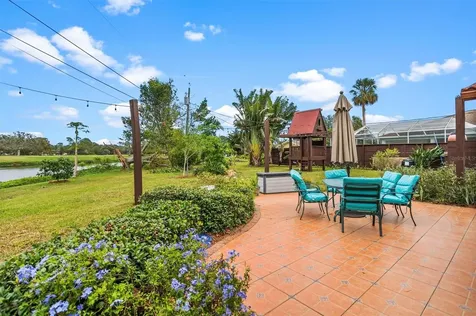 1699 Alcazar Way S St Petersburg FL 33712