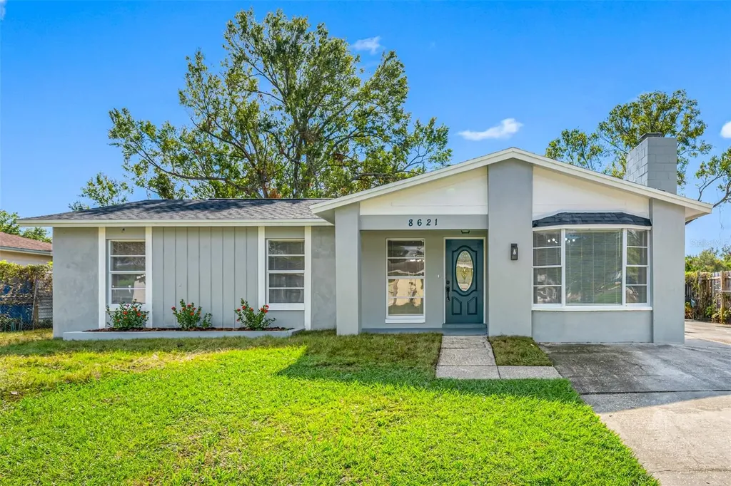 8621 Fish Lake Road Tampa FL 33619