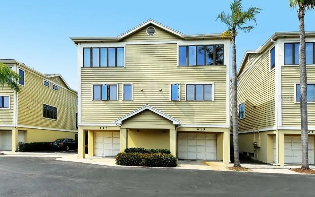 619 Cedars Court Longboat Key FL 34228