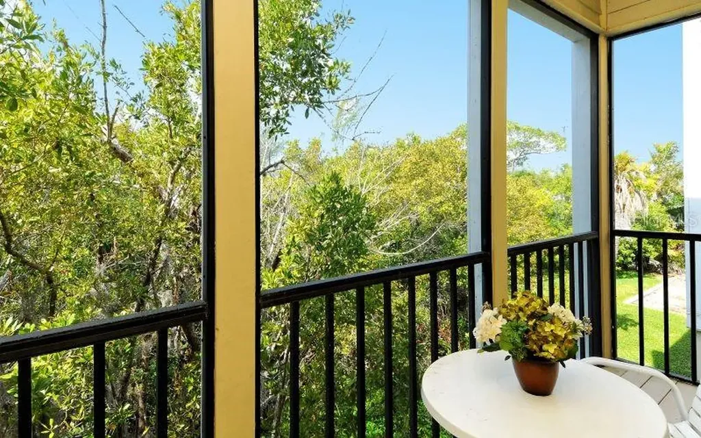 619 Cedars Court Longboat Key FL 34228