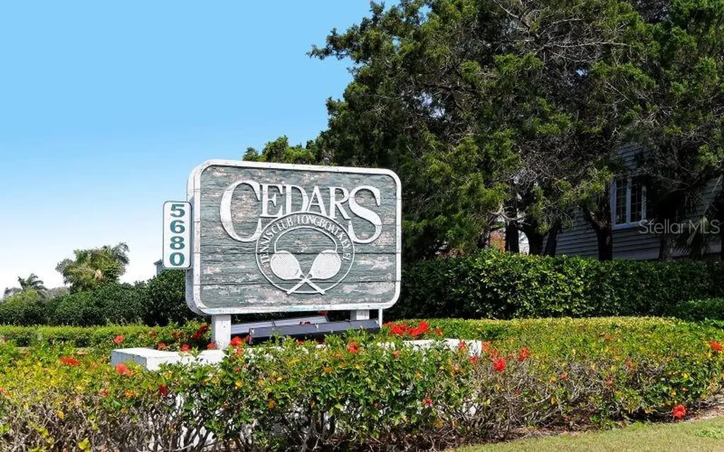 619 Cedars Court Longboat Key FL 34228