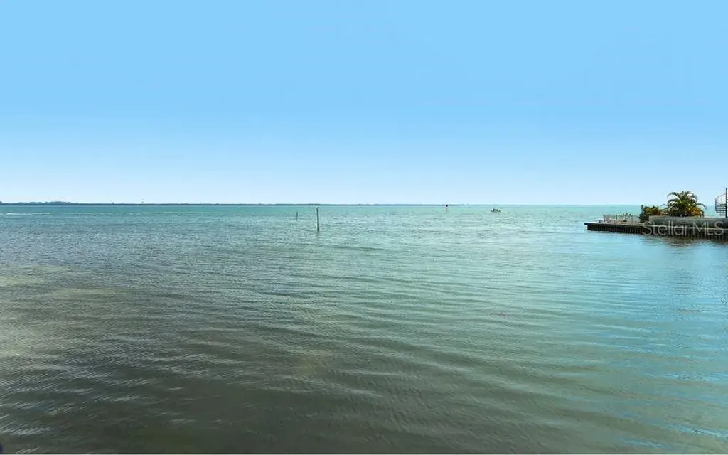 619 Cedars Court Longboat Key FL 34228
