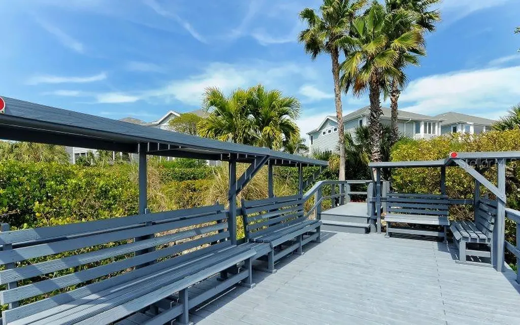 619 Cedars Court Longboat Key FL 34228