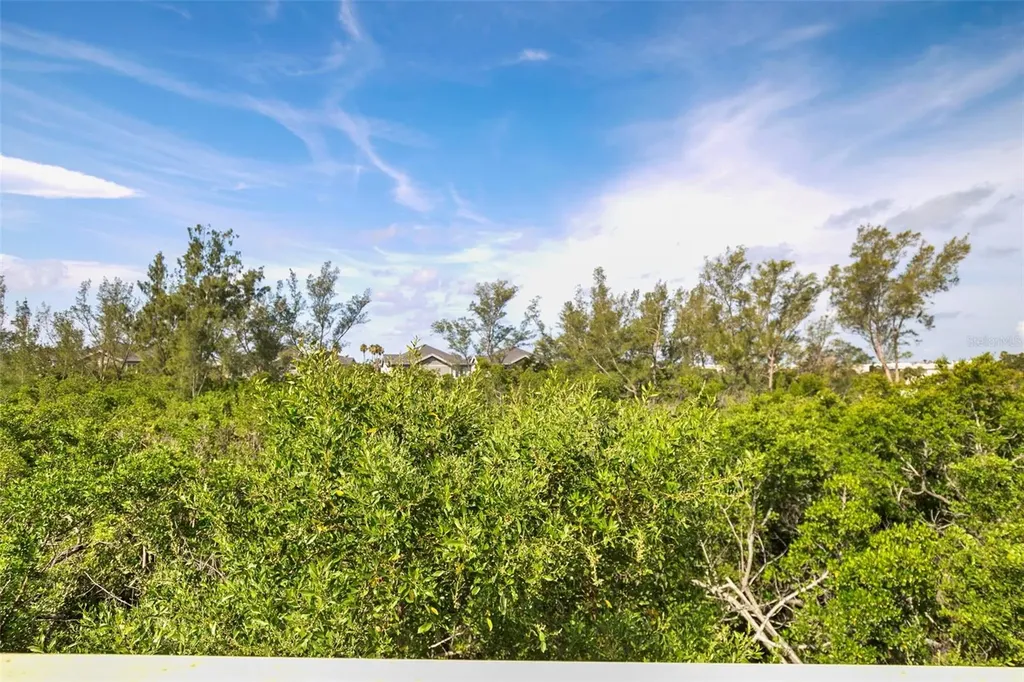 619 Cedars Court Longboat Key FL 34228