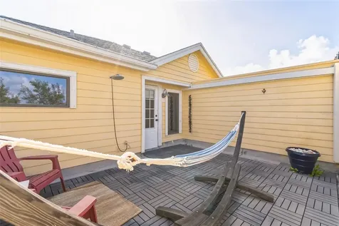 619 Cedars Court Longboat Key FL 34228