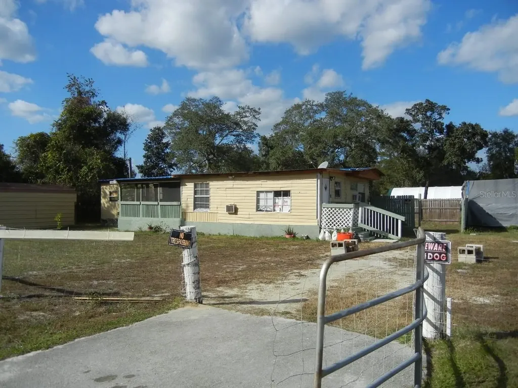 27945 Veva Avenue Paisley FL 32767