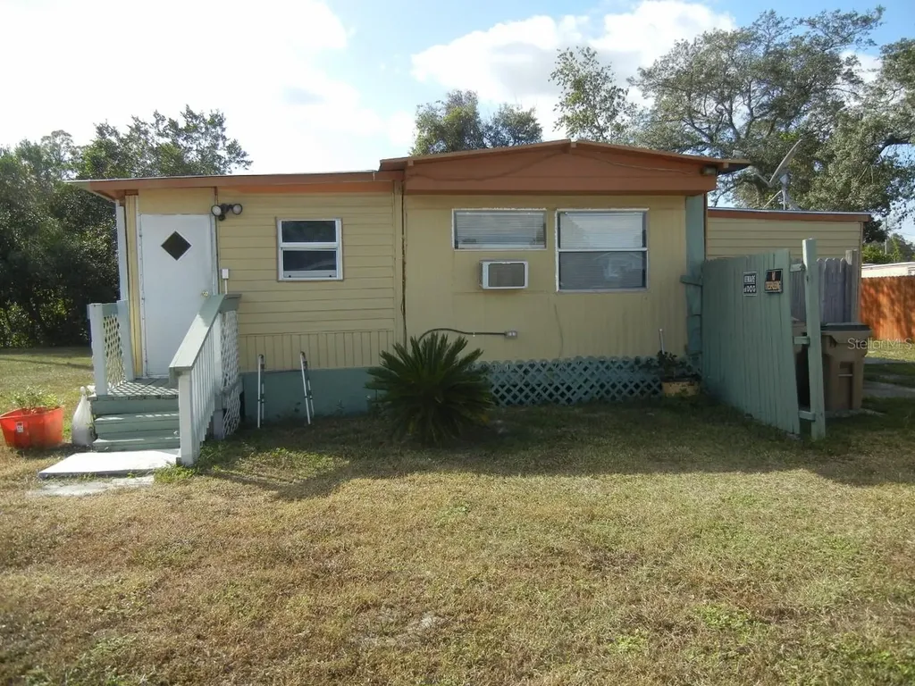27945 Veva Avenue Paisley FL 32767