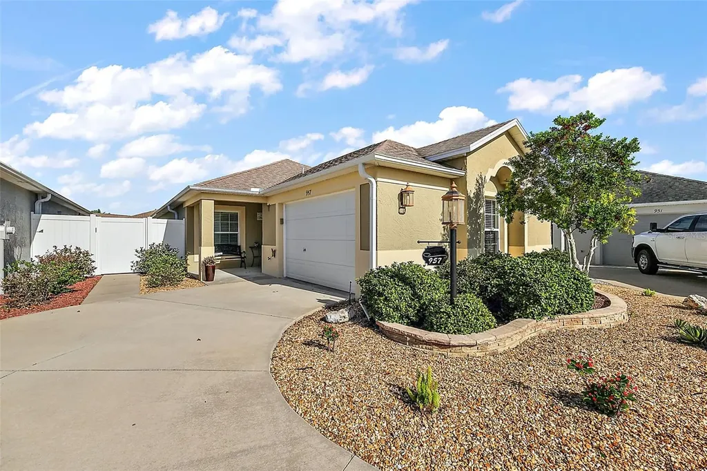957 Wren Street The Villages FL 32163