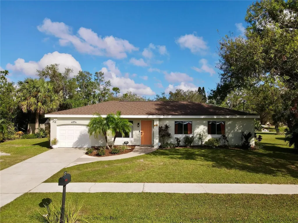 4894 Batchelor Avenue North Port FL 34287