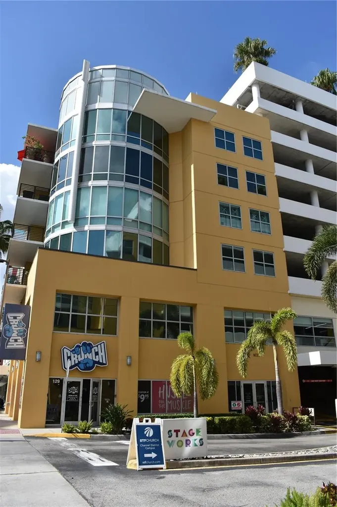 1120 E Kennedy Boulevard Tampa FL 33602