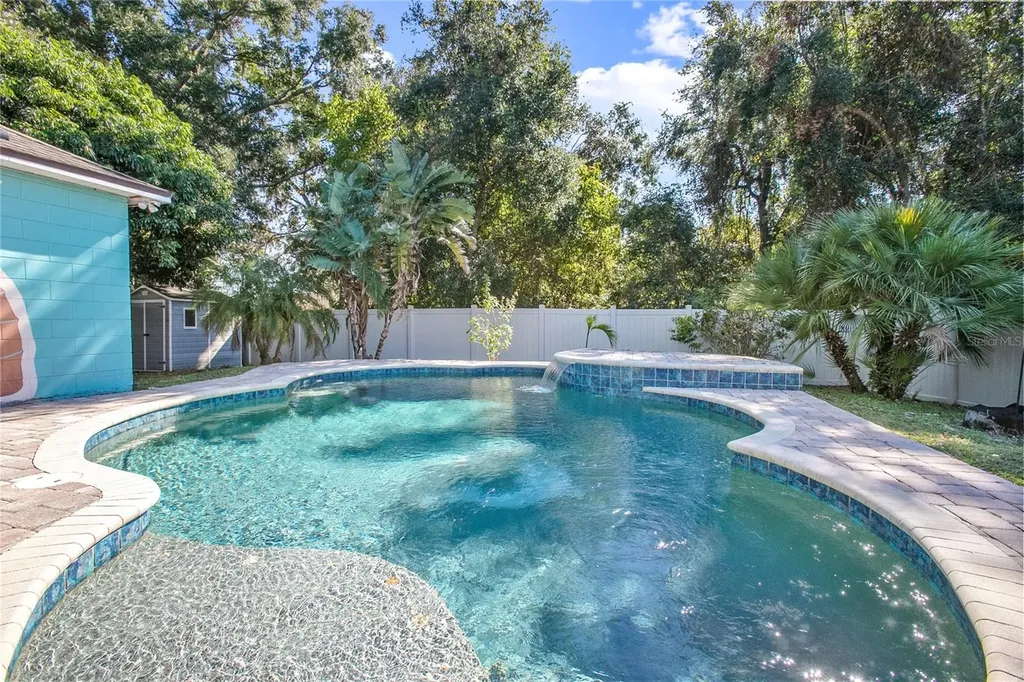 1077 Doyle Road Deltona FL 32725