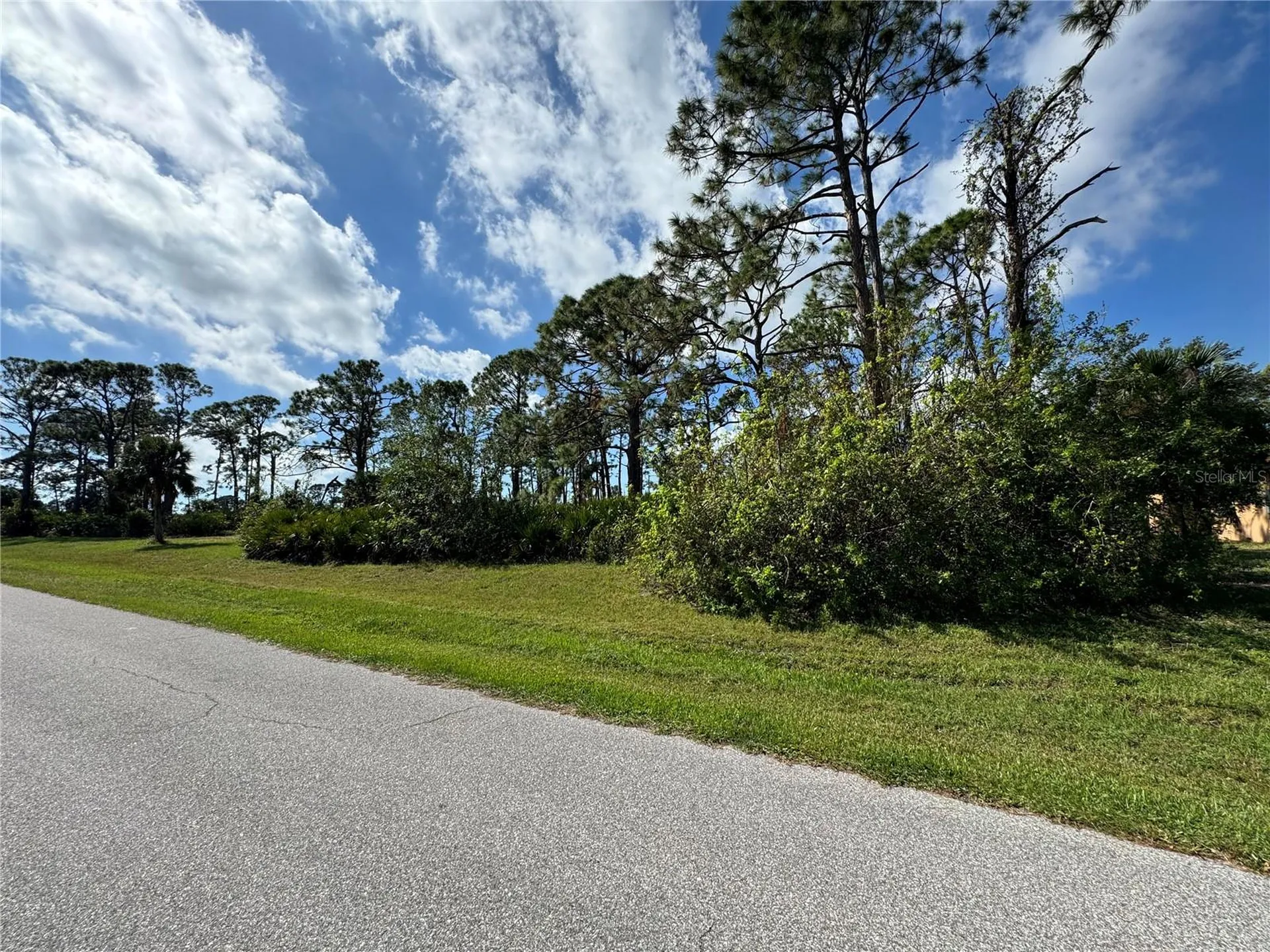 184 Jade Street Rotonda West FL 33947