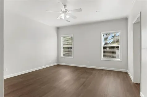 4352 9th Avenue S St Petersburg FL 33711