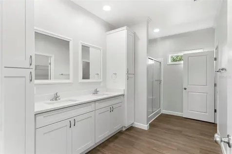 4352 9th Avenue S St Petersburg FL 33711