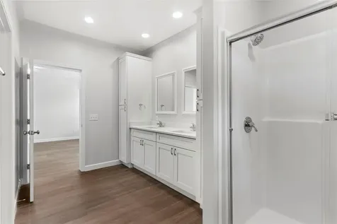 4352 9th Avenue S St Petersburg FL 33711