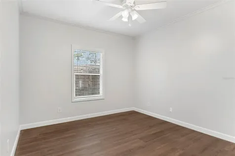 4352 9th Avenue S St Petersburg FL 33711