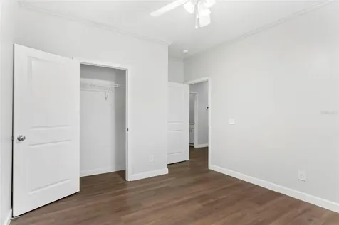 4352 9th Avenue S St Petersburg FL 33711