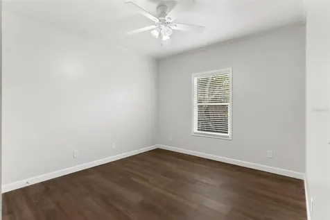 4352 9th Avenue S St Petersburg FL 33711