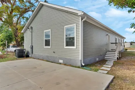 4352 9th Avenue S St Petersburg FL 33711