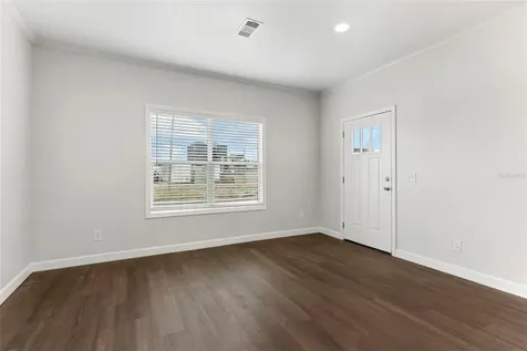 4352 9th Avenue S St Petersburg FL 33711