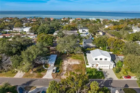 3605 S Omar Avenue Tampa FL 33629