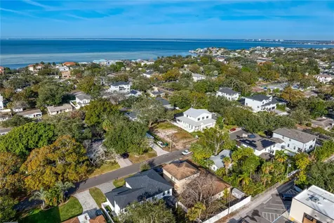 3605 S Omar Avenue Tampa FL 33629