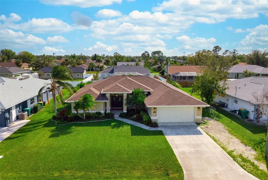 23095 Langdon Avenue Port Charlotte FL 33954