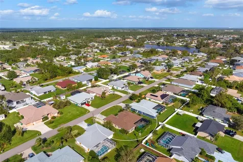 23095 Langdon Avenue Port Charlotte FL 33954