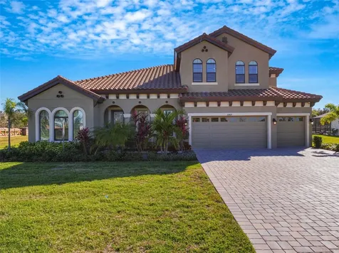 10469 Meadowrun Drive Lithia FL 33547